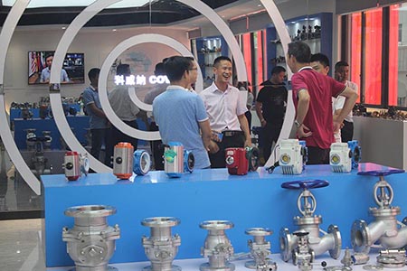 參觀新工廠